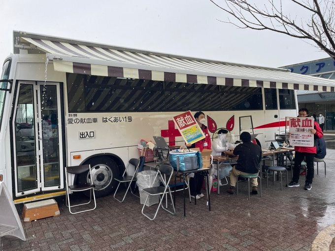 愛知県赤十字血液センター 献血バス