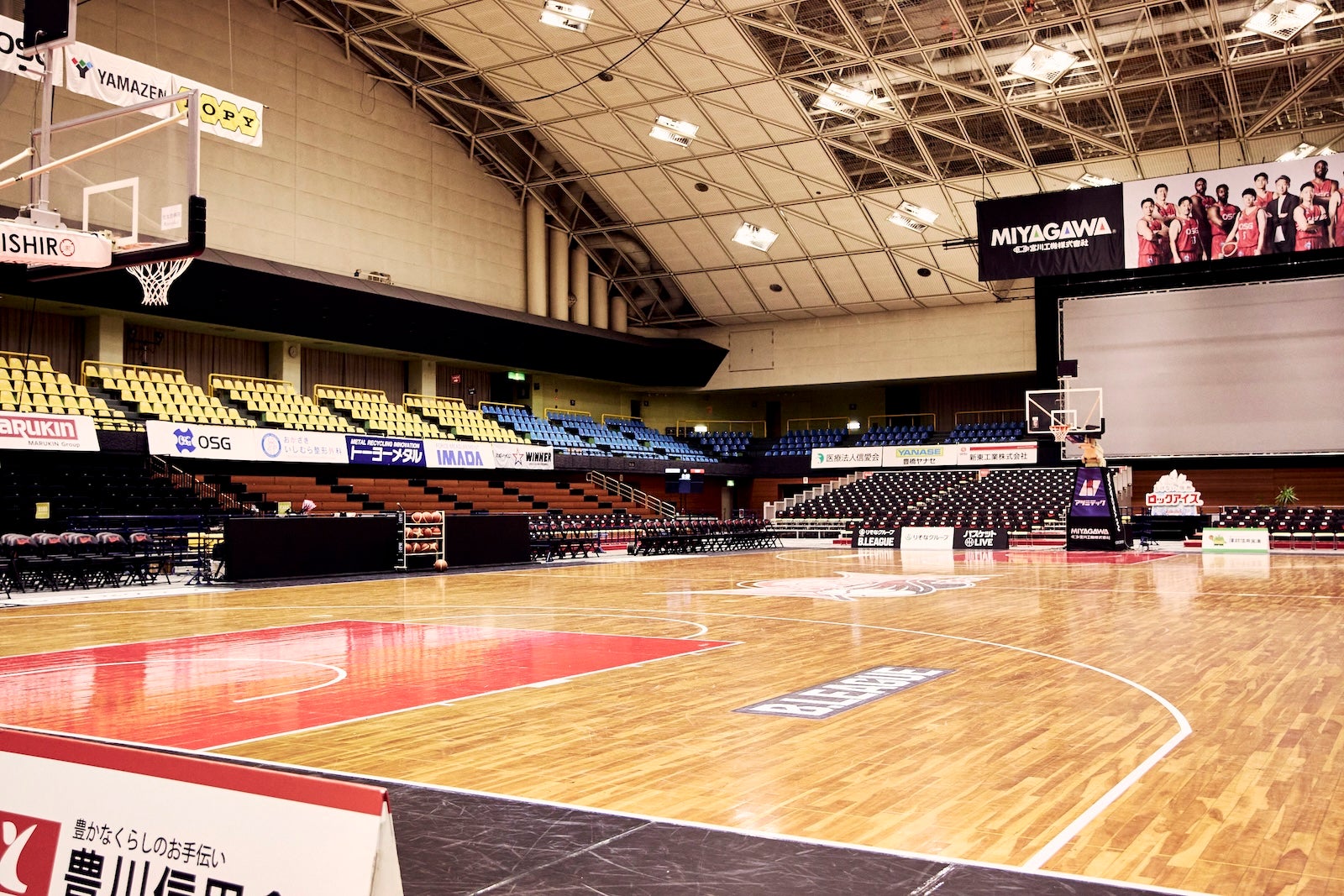 ARENA 1ST 画像